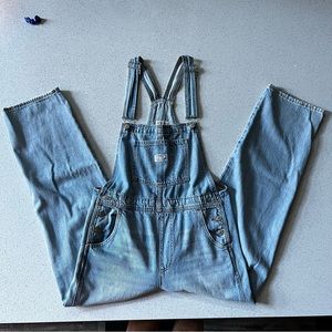 NWOT LEVIS Vintage Overalls Free People Sz M